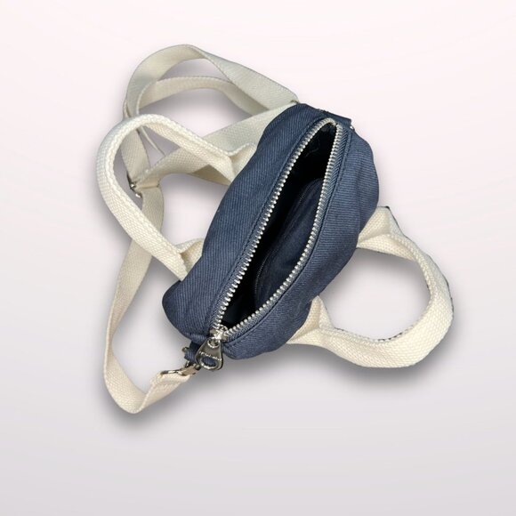 Stradivarius Navy Blue Small Handbag With White Straps & Silver Hardware - Picture 5 of 8